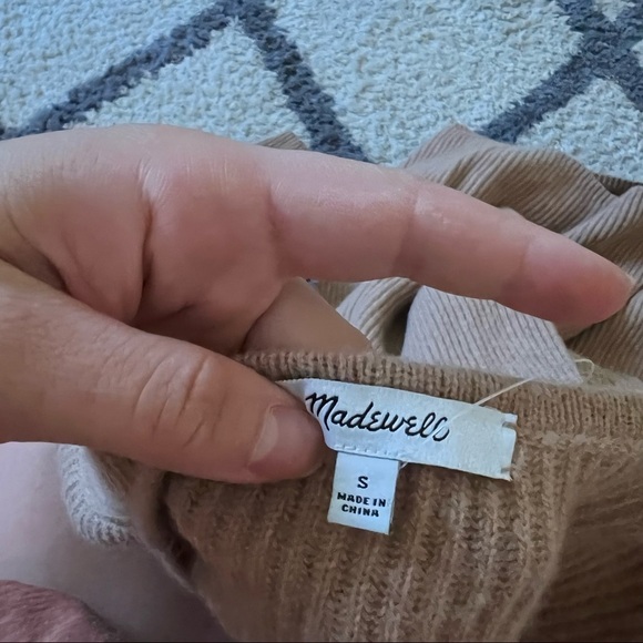 Madewell Relaxed V-Neck Ribbed Sweater Dress - Picture 11 of 12